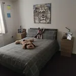 Captivating 1-Bed Apartment In Bournemouth
