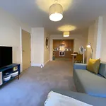 1 Bedroom Apartment In The Heart Of Bournemouth