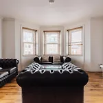 Top Quality Beach Front Apartment Sleep Up To 7 Guests