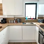 Brand New Beachfront Ground Floor With Garden 2 Bed Apartment 6 Guests