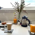 Sea View Family Stay By Beach Gym & Parking