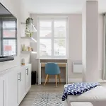 Modern 2 Bed, Cliff Top & Parking, F6