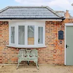Lovely Cosy Annex By The Sea