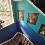 Yellow Lemur Apartment - Lemur Lodge - Short Stroll To The Beach - Free Wifi