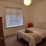 Peaceful Bournemouth Family Retreat