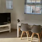 Peaceful Bournemouth Family Retreat