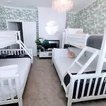 Bournemouth Beach Boutique With Hot Tub - Sleeps Up To 20