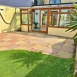 Sea View Three Bed Detached Home - With Parking - Next To Beach!
