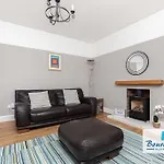 Bournecoast: Spacious Flat Near Beach/Shops-Fm9582