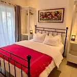 Cosy Cottage, Short Walk To Southbourne Beach And Restaurants