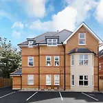 Nightingale - Perfect Location Close To The Beach - Free Parking