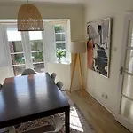 Unique House With Up To 3 Self Contained Living Areas