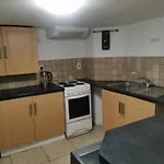 Unique House With Up To 3 Self Contained Living Areas