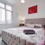 Wimbourne Road Apartment 2