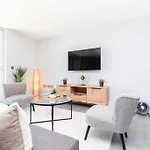 Meraki Luxe By Grandeur Property