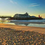 1 Bedroom Apartment In Bournemouth, Free Parking