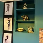 The Den Of Desire - Adults Only Experience - Walk To Beach And Town Centre - Bournemouth