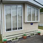 Jasmine 14 - A Peaceful & Spacious Caravan