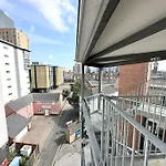 Central Flat With City Views - Newly Refurbished - Parking Included - Superfast Wifi