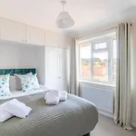 Breath Taking Sea View 2 Bedroom Sleeps 6- Parking