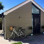 Modern Luxury Compact Cabin On The Jurassic Coast