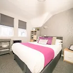 Chelsea Apart-Hotel