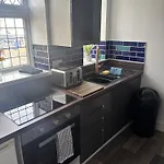 Cosy Retreat - Beach Location, 1 Bed, Free Parking, High Speed Wifi