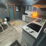Beach House - Families, Couples, Hot Tub, Parking