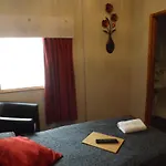 Shirley B & B