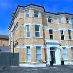 West Cliff Apartment