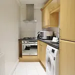 94A Flat 1Gladstone Road East