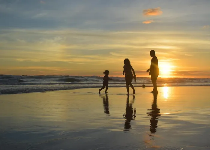 Stanley Holiday Home-Free Parking & Self Check-In