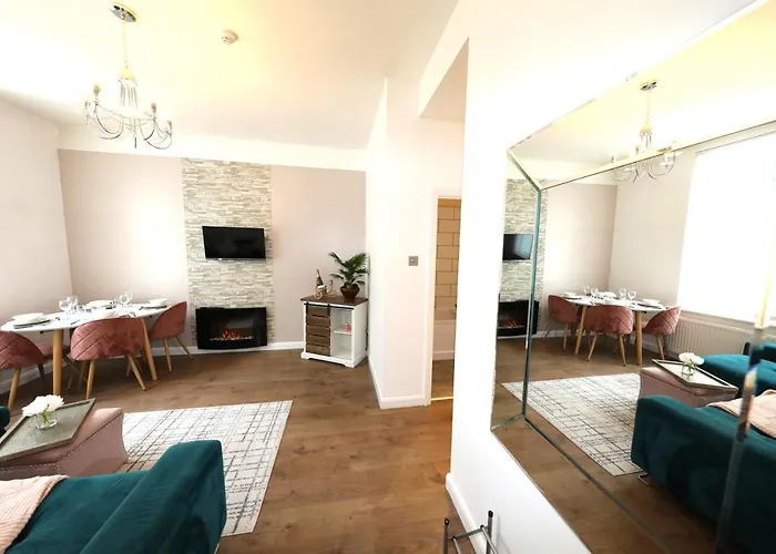 Amprenta Apartment - Gorgeous Interior Designed 1 Bedroom Home
