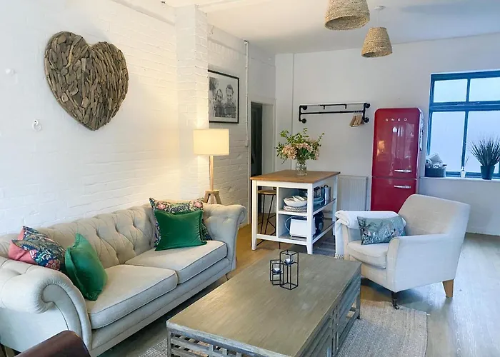 The Coach House - Bournemouth