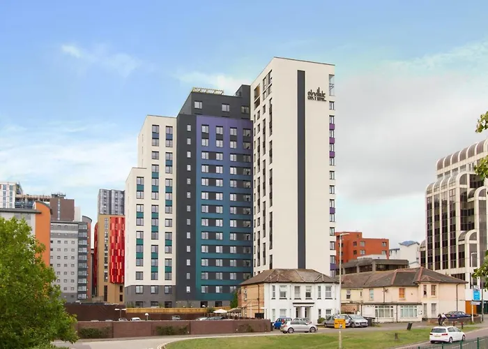 Inviting Private Ensuite Bedrooms At Skyline In Bournemouth