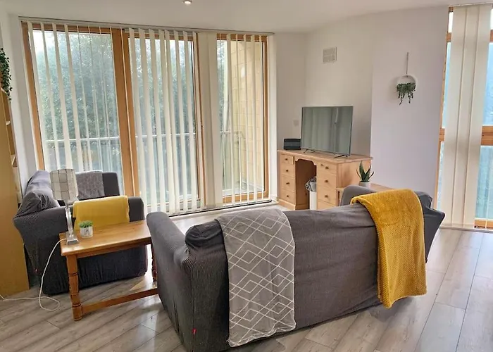 Two Bedroom Apartment In Central Bournemouth