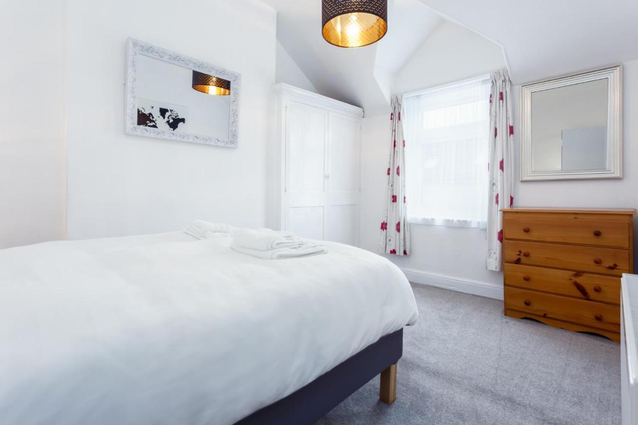 Charming, Well-equipped - 5 Minutes From *