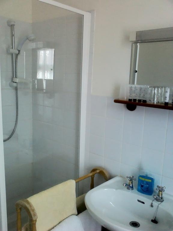 Bed & Breakfast Lea Hurst Bournemouth