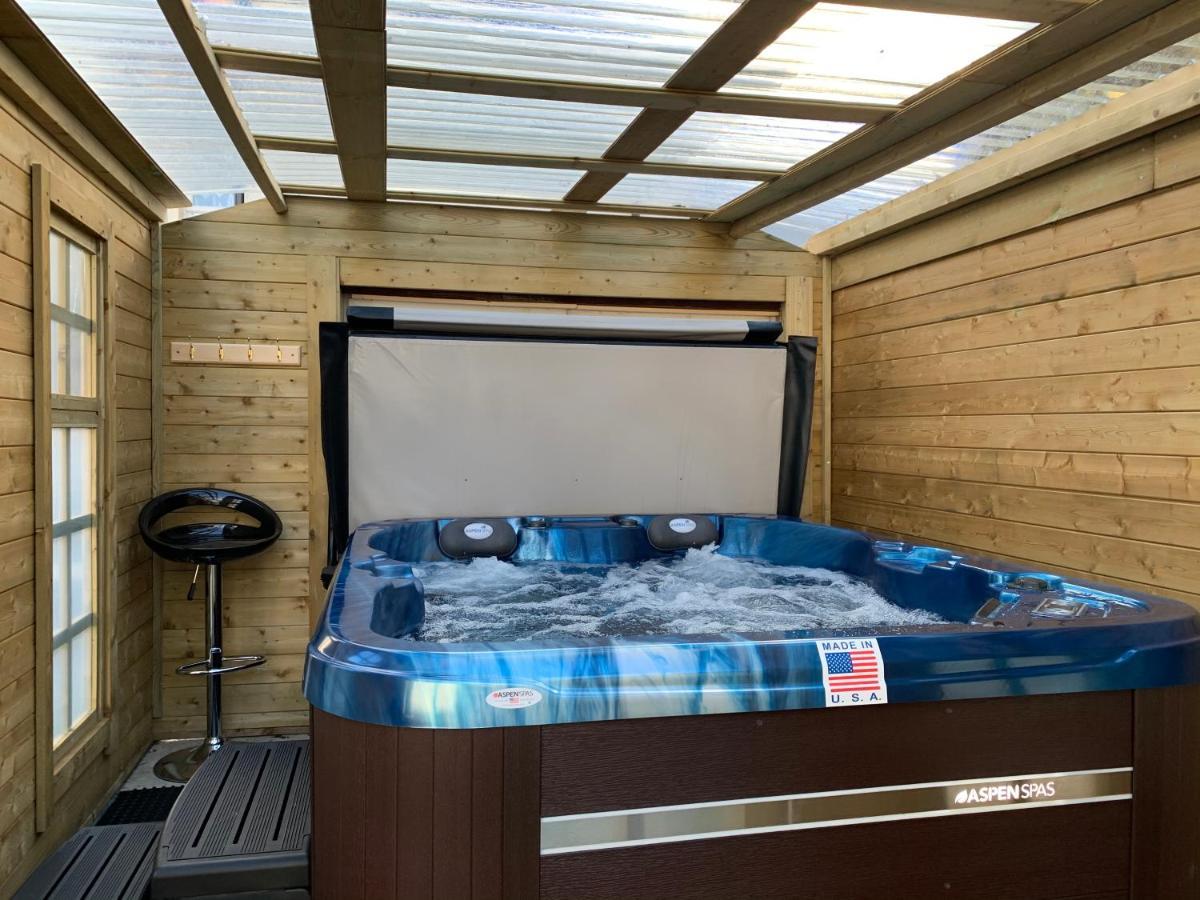 Relaxing - 7-10min To Sandy Beach By Car - Private Garden, Parking And Spa *