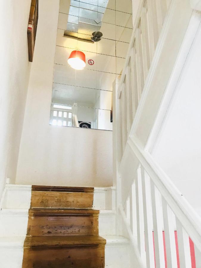 Cosy Old House Free Parking Close To Town & Apartment *