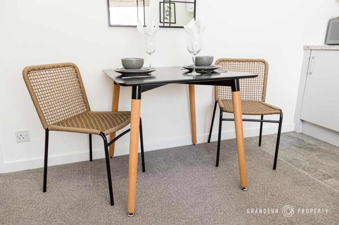 The Artist's Escape By Grandeur Property Apartment Bournemouth