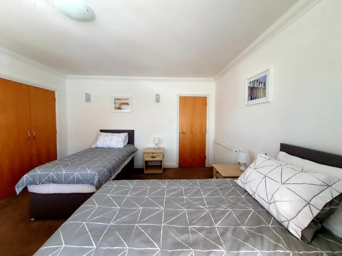 Quality Front Sleep Up To 7 Guests