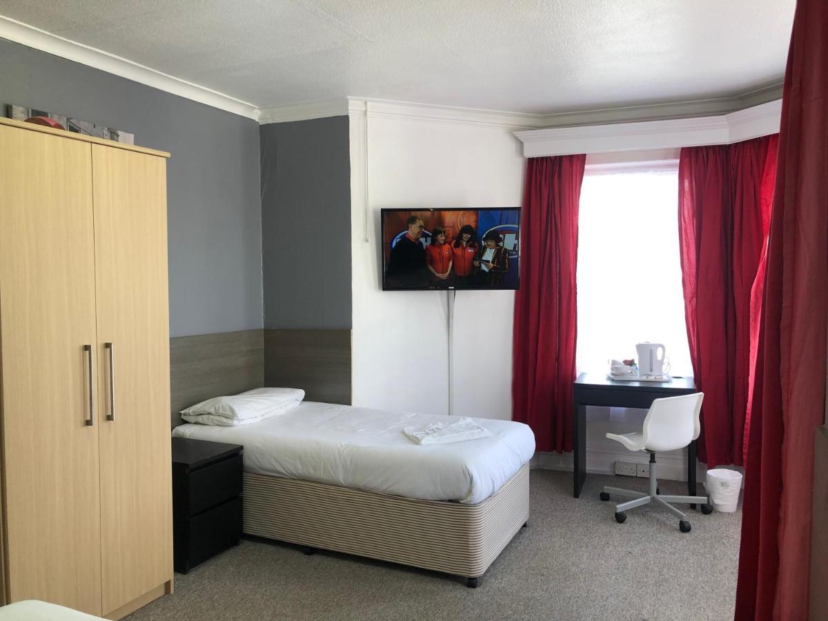 Hotel Capital One 3*
