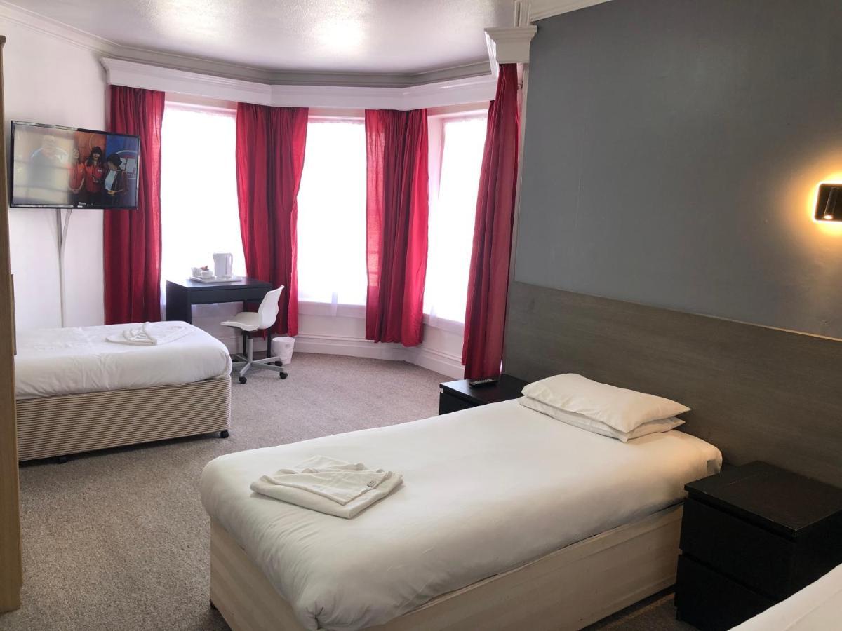 Hotel Capital One 3*