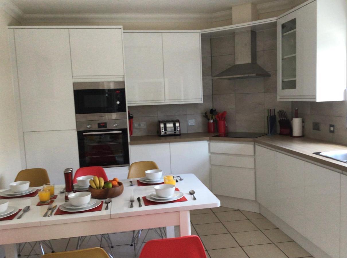 Apartment Rockmount Court *