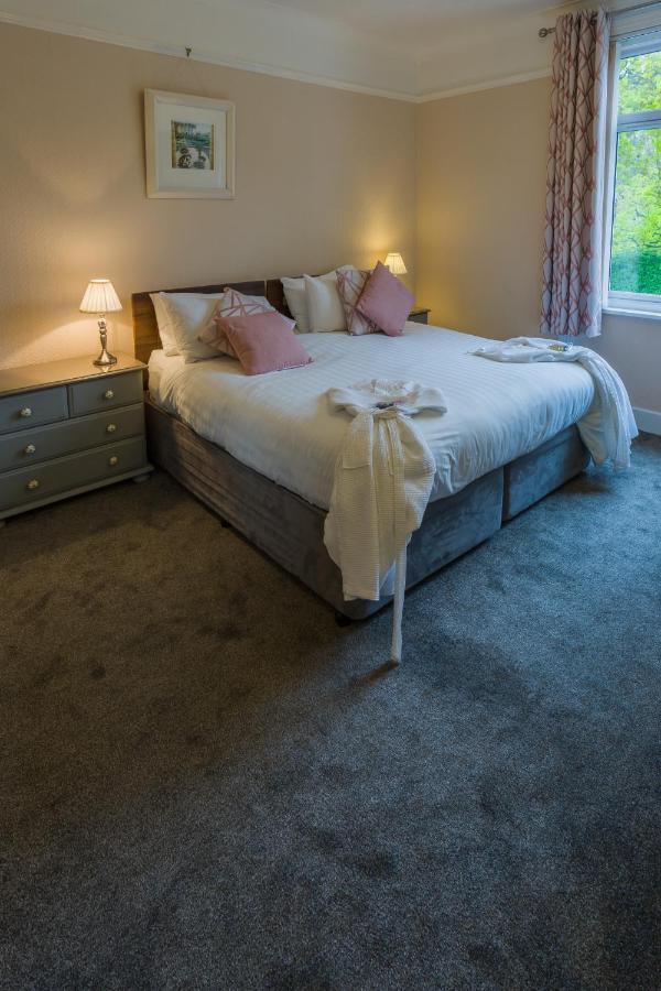 The Rosscourt Guest House-Free On Site Parking (Adults Only) 3*