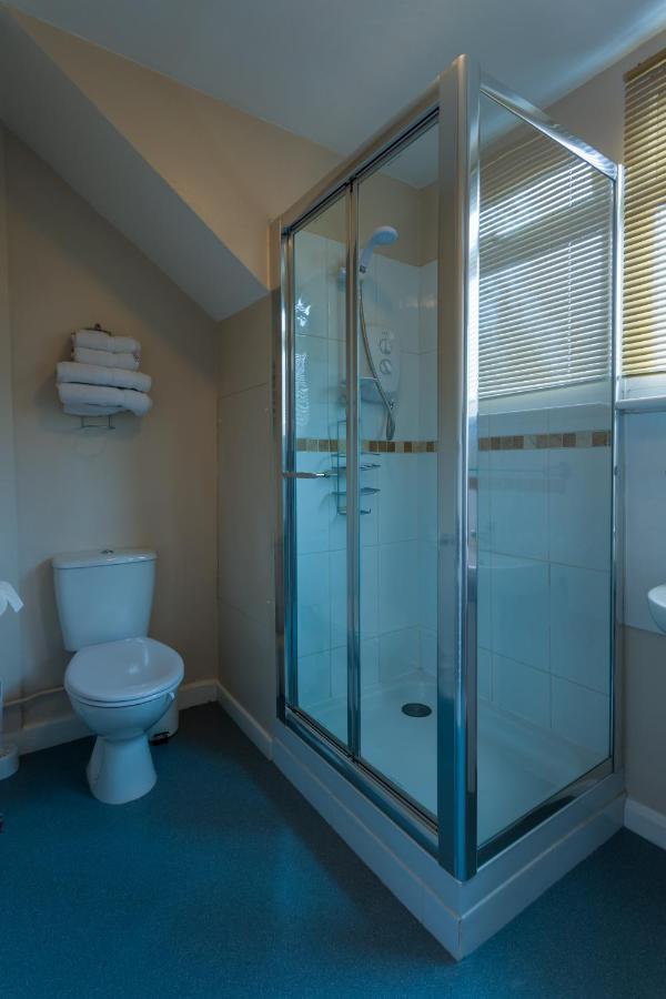 The Rosscourt Guest House-Free On Site Parking (Adults Only) Guest house