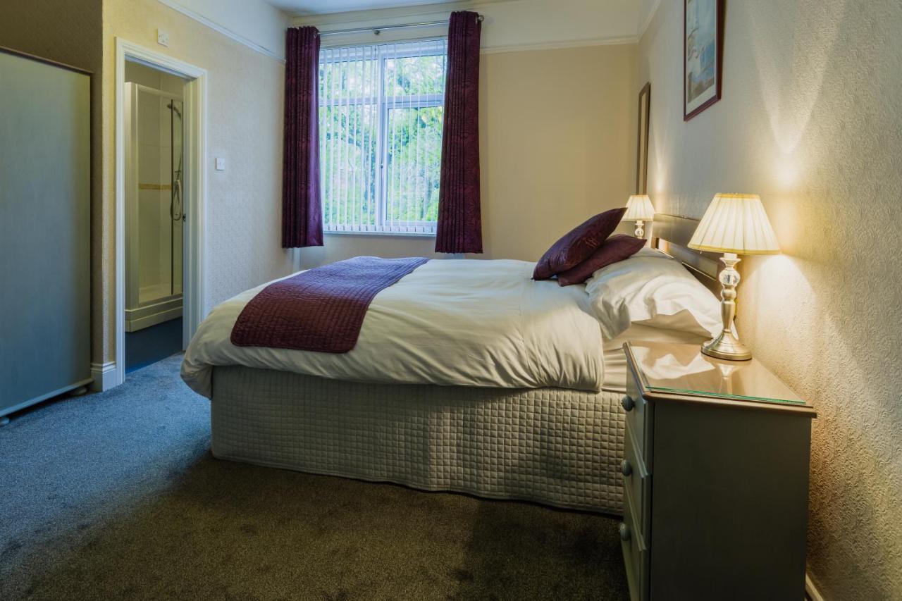 The Rosscourt Guest House-Free On Site Parking (Adults Only) Guest house Bournemouth