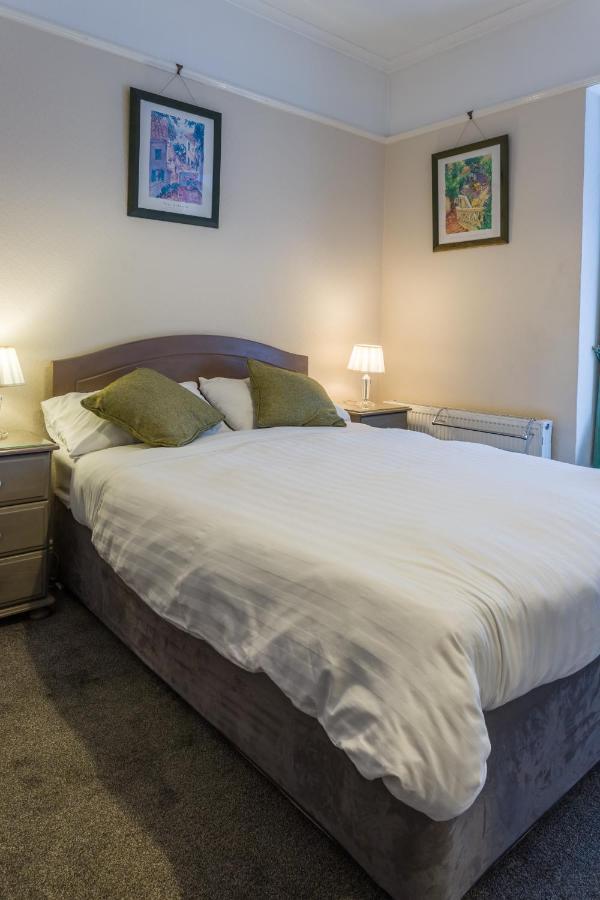 The Rosscourt Guest House-Free On Site Parking (Adults Only) Bournemouth