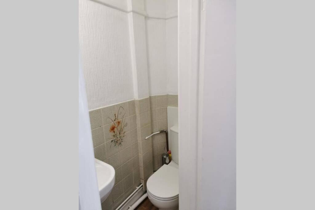 Holiday home 5 Min Walk To Clifftop, 5 En-suites, Free Parking *